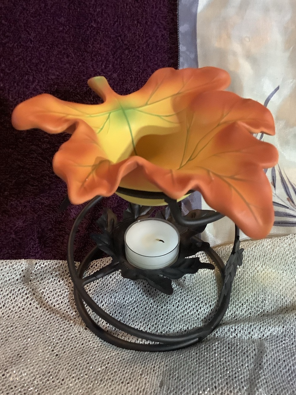 PartyLite Leaf-Shaped Ceramic Oil Warmer